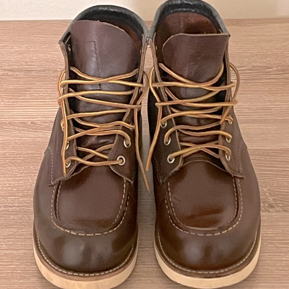 Refurbished gently used Redwing Classic Vintage Boots